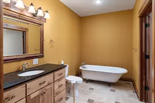 E5706 Park Rd, Westby, WI 54667 - Photo 20