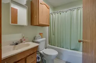 2879 S Riverside Dr, Beloit, WI 53511 - Photo 18