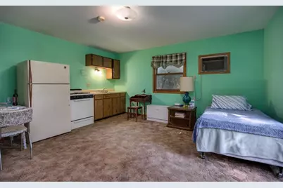 2879 S Riverside Drive, Beloit, WI 53511 - Photo 16