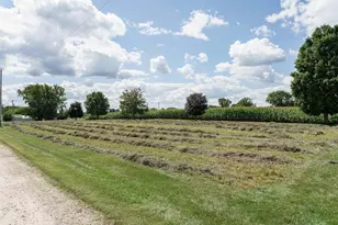 722 Maple Grove Rd, Edgerton, WI 53534 - Photo 34