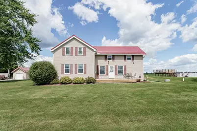 722 Maple Grove Road, Edgerton, WI 53534 - Photo 2