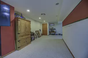 126 Deanna Dr, Janesville, WI 53536 - Photo 18