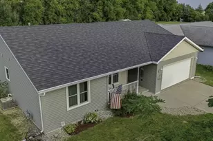 126 Deanna Dr, Janesville, WI 53536 - Photo 1