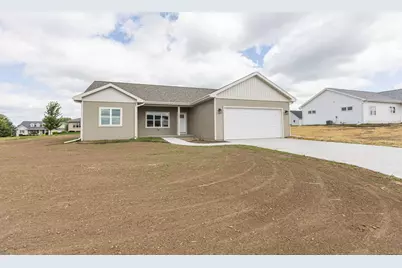 335 Eisenhower Court, Cuba City,  53807 - Photo 2