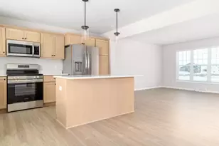 1833 Waverly Wy, Sun Prairie, WI 53590 - Photo 6