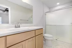 6401 Prairie Wood Dr, Mcfarland, WI 53558 - Photo 8