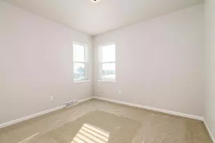 6401 Prairie Wood Dr, Mcfarland, WI 53558 - Photo 10