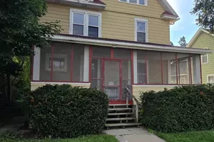 425 W James St, Columbus, WI 53925 - Photo 2