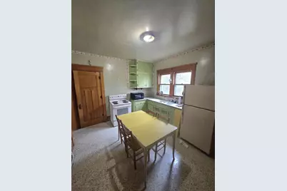 425 W James Street, Columbus, WI 53925 - Photo 14