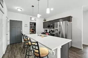 1601 N Windsor Ave, Cottage Grove, WI 53527 - Photo 2