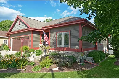 24 Oak Ridge Trail, Deerfield, WI 53531 - Photo 2