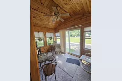 401 Spencer Street, Woodman,  53827 - Photo 12