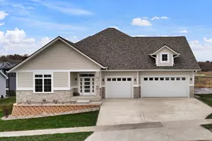 2316 Lonnie Ln, Sun Prairie, WI 53590 - Photo 1