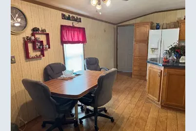 W211N11782 Hilltop Circle, Germantown, WI 53022 - Photo 8