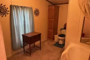 W211N11782 Hilltop Cir, Germantown, WI 53022 - Photo 18