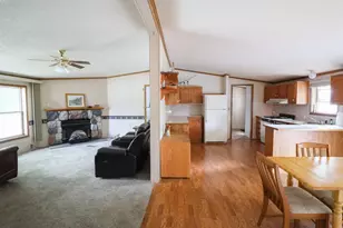 44 Terri Cir Dr, Holmen, WI 54636 - Photo 6