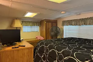 306 Westview Dr, Edgerton, WI 53534 - Photo 12