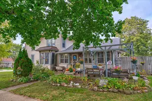 602 Caroline St, Janesville, WI 53545 - Photo 1