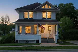 506 W State St, Mauston, WI 53948 - Photo 1