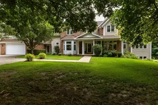 11325 E Golf View Dr, Galena, IL 61036 - Photo 2