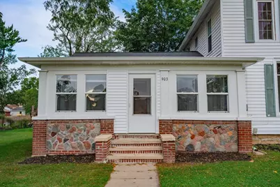 903 W Conger Street, Whitewater, WI 53190 - Photo 2