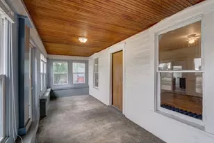 903 W Conger St, Whitewater, WI 53190 - Photo 6