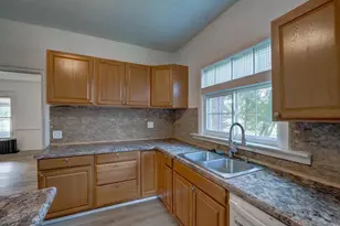 903 W Conger St, Whitewater, WI 53190 - Photo 16