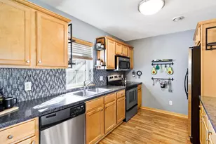 2272 N Rusk Ave, Madison, WI 53713 - Photo 8