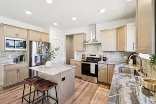 512 Shady St, Cottage Grove, WI 53527 - Photo 6