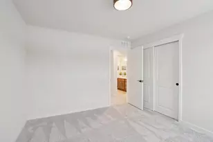 534 Buss Rd, Cottage Grove, WI 53527 - Photo 16