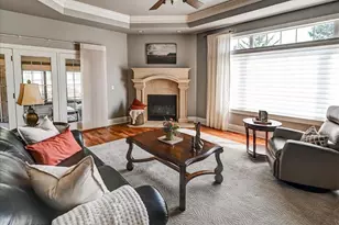 N35W23701 Auburn Ct, Pewaukee, WI 53072 - Photo 12