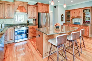 N35W23701 Auburn Ct, Pewaukee, WI 53072 - Photo 2