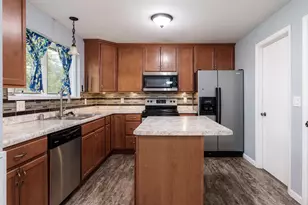 2066 S Masters St, Beloit, WI 53511 - Photo 32