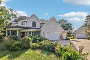 502 Meadowlark Ln, Portage, WI 53901 - Photo 1