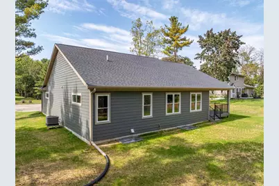 914 Marcy Court, Wisconsin Dells, WI 53965 - Photo 8