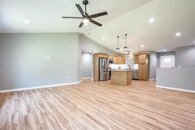 914 Marcy Court, Wisconsin Dells, WI 53965 - Photo 32