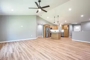 914 Marcy Ct, Wisconsin Dells, WI 53965 - Photo 32