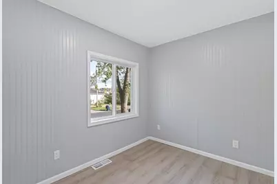 135 N Birney Street, Wisconsin Dells, WI 53965 - Photo 18