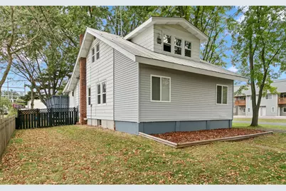 135 N Birney Street, Wisconsin Dells, WI 53965 - Photo 2