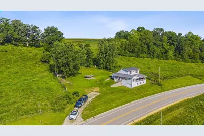 7023 Highway 81, Cassville,  53806 - Photo 4