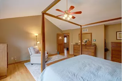 5834 Persimmon Drive, Fitchburg, WI 53711 - Photo 36