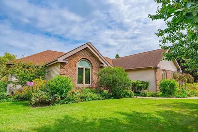 5834 Persimmon Drive, Fitchburg, WI 53711 - Photo 6