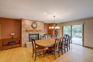 5834 Persimmon Dr, Fitchburg, WI 53711 - Photo 18