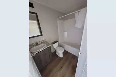 10211 W Greenfield Avenue #20, West Allis, WI 53214 - Photo 12