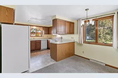 118 Main Street, Arlington, WI 53911 - Photo 18