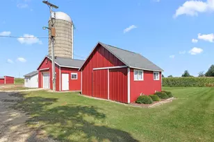 W346 Co Rd P, Randolph, WI 53956 - Photo 14