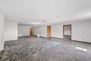 414 S Wisconsin St, Mineral Point, WI 53565 - Photo 36