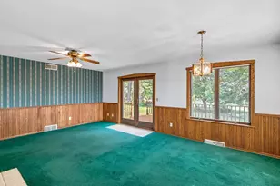 414 S Wisconsin St, Mineral Point, WI 53565 - Photo 20