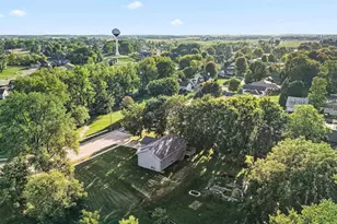 390 Meadow Ln, Columbus, WI 53925 - Photo 32