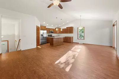 390 Meadow Lane, Columbus, WI 53925 - Photo 4